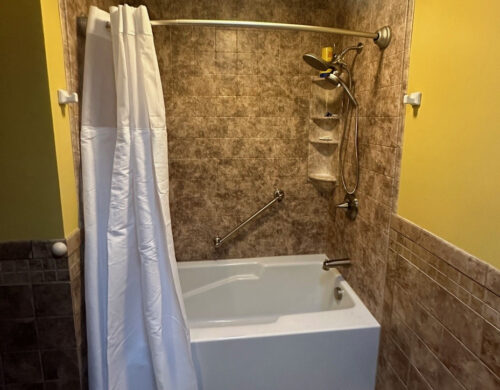 Bathtub Replacement In Cedarburg, WI